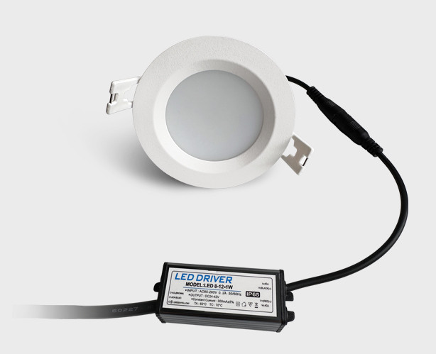 Встраиваемый светильник Italline IT08-8018 white 3000K УЦ