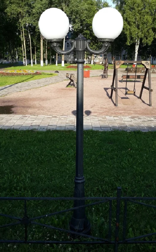 Парковый светильник Fumagalli Globe G30.156.S20.AYF1R