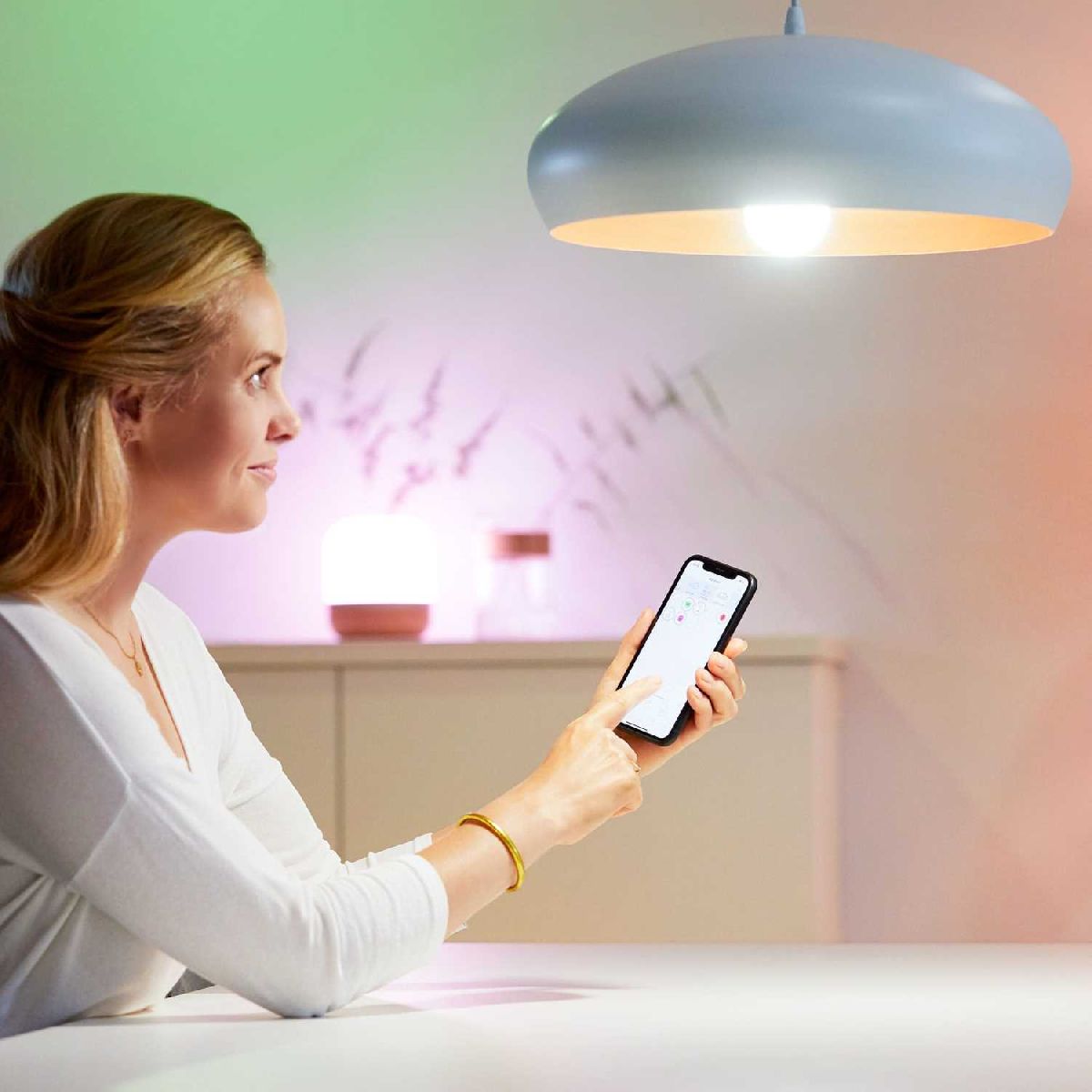 Умная светодиодная лампа Wiz Wi-Fi BLE40WC37E14927-65TW1PF/6 E14 4,9W 2700/6500K 929002448702