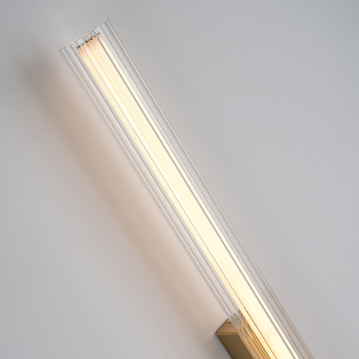 Настенный светильник Modelux ML.717.900 BS