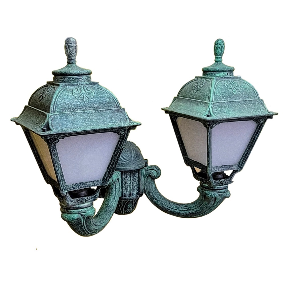 Уличный настенный светильник Fumagalli MIRRA/CEFA U23.142.000.VYE27