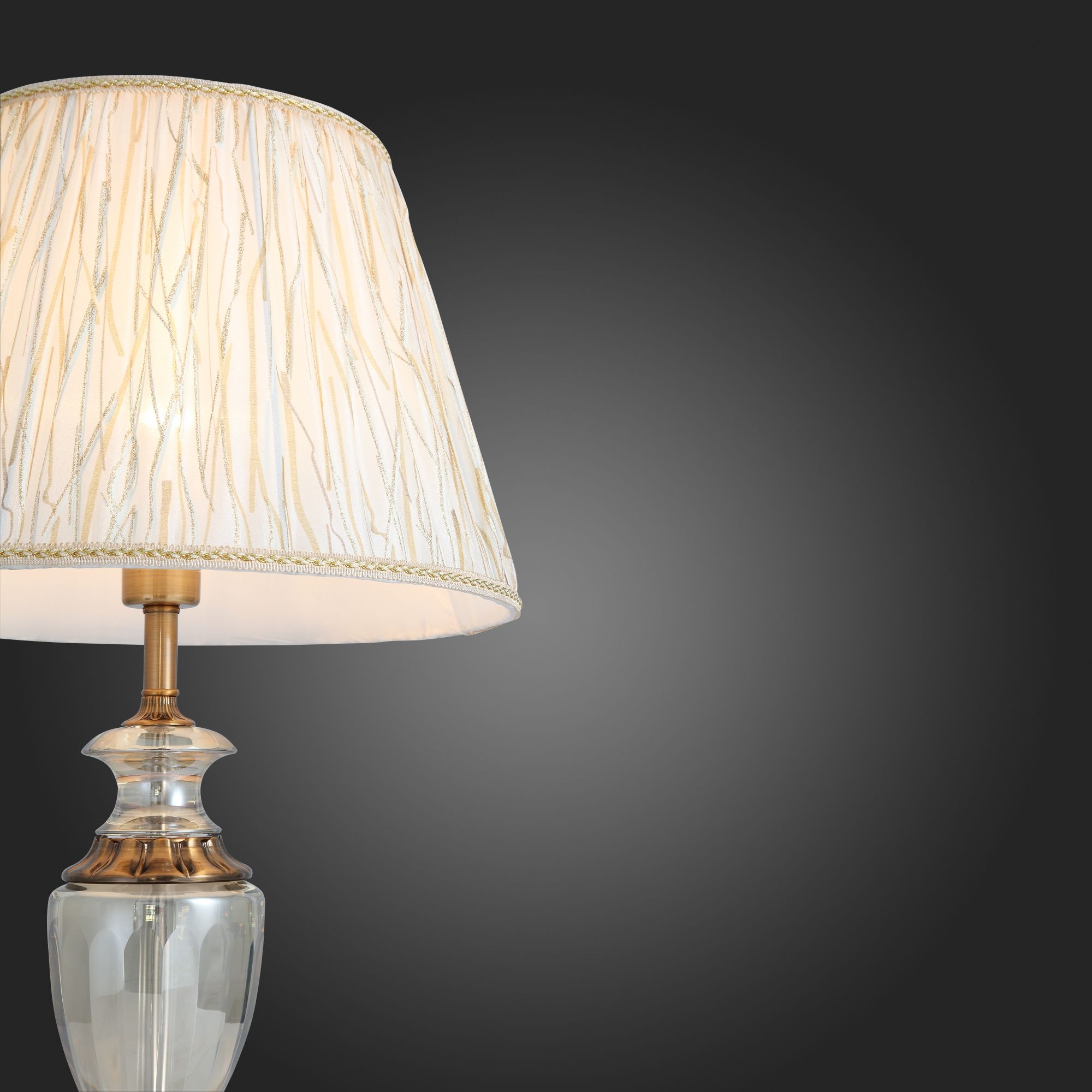 Настольная лампа ST Luce Assenza SL966.304.01 в #REGION_NAME_DECLINE_PP#