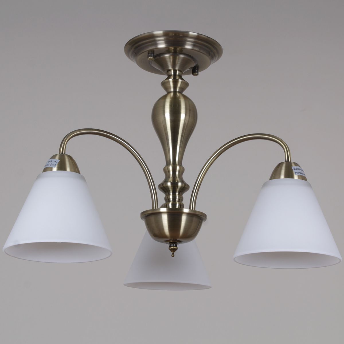 Потолочная люстра Reluce 52787-0.3-03