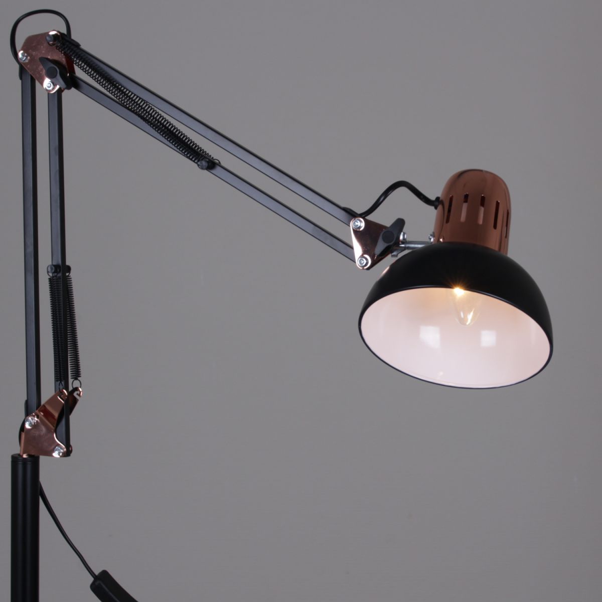 Торшер Reluce 00880-0.6-01HV BK