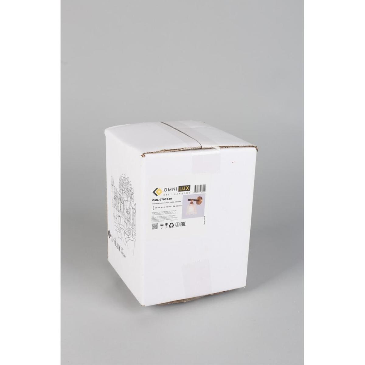 Латунное бра Omnilux Catania OML-67601-01