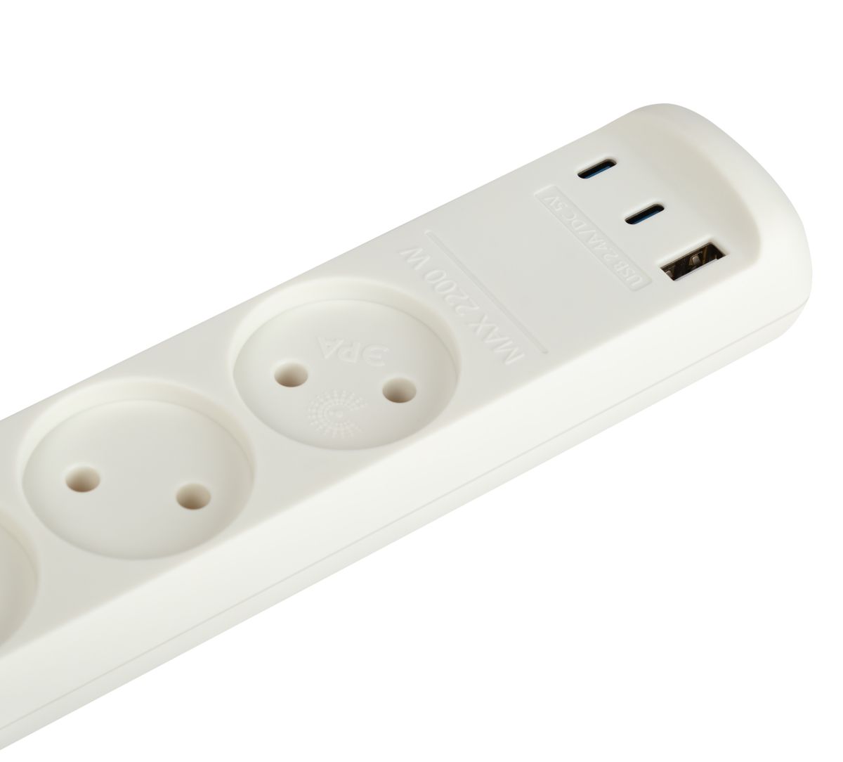 Удлинитель Эра U-3-1,5m-USB-W 3 розетки + 3xUSB A+C 1,5м 10А белый