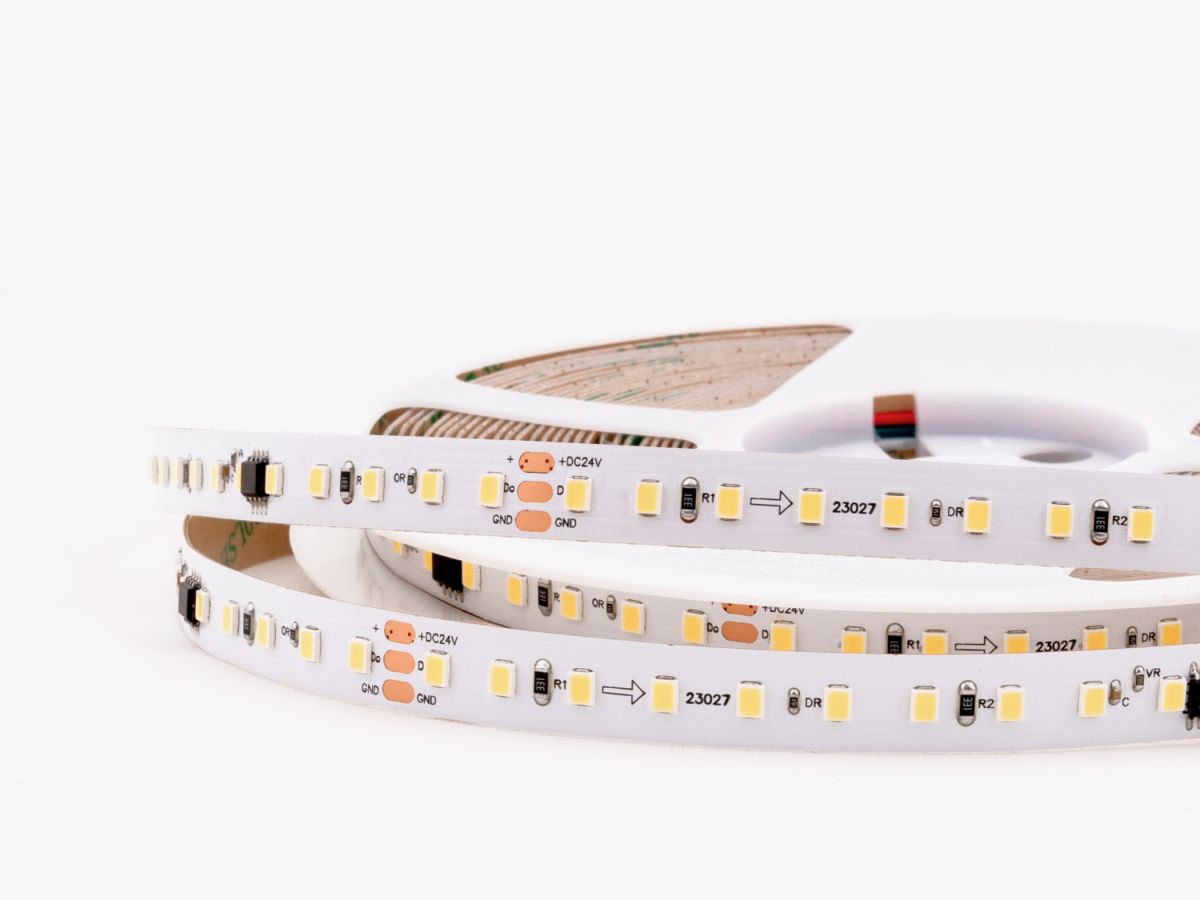 Светодиодная лента LEDS POWER 2835 120/м (9,6Вт/м) 24В 10м/кат. нейтр. FLOWING WATER 004785