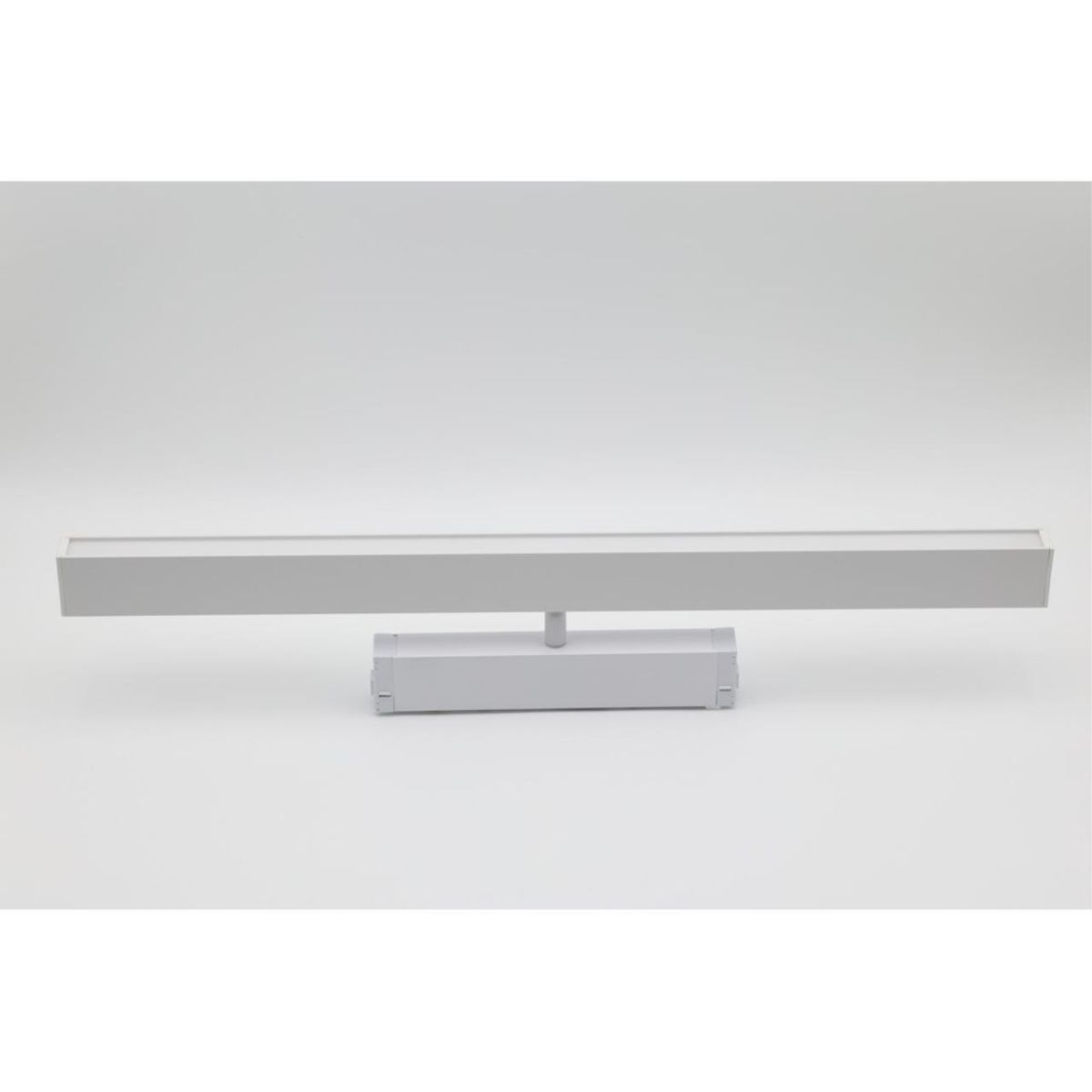 Трековый магнитный светильник на потолок Aployt Magnetic track 220 APL.0203.11.27