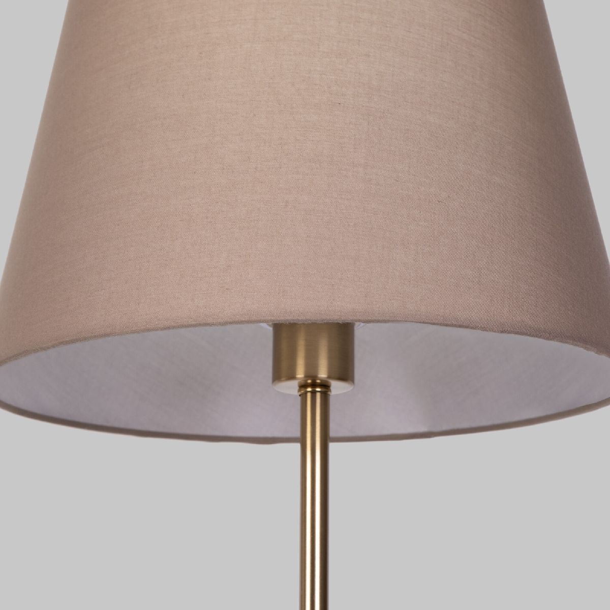 Торшер Eurosvet Ozark 01156/1 латунь a064982