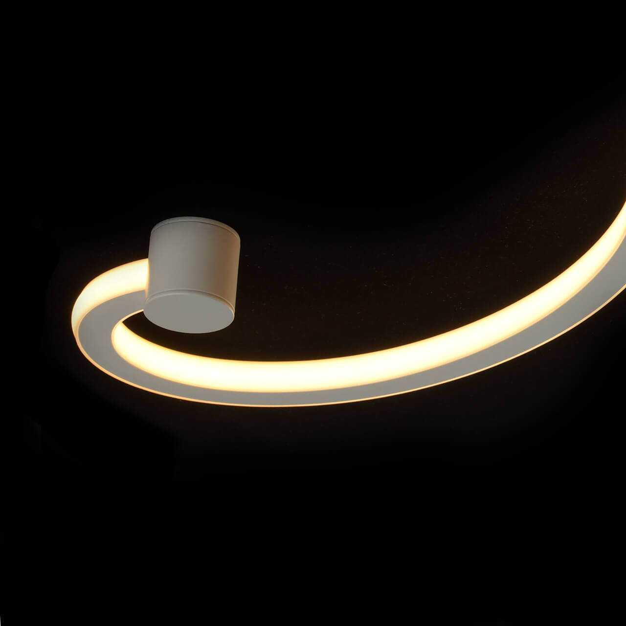 Потолочный светодиодный светильник De Markt Риббон 1 718010301 в #REGION_NAME_DECLINE_PP#