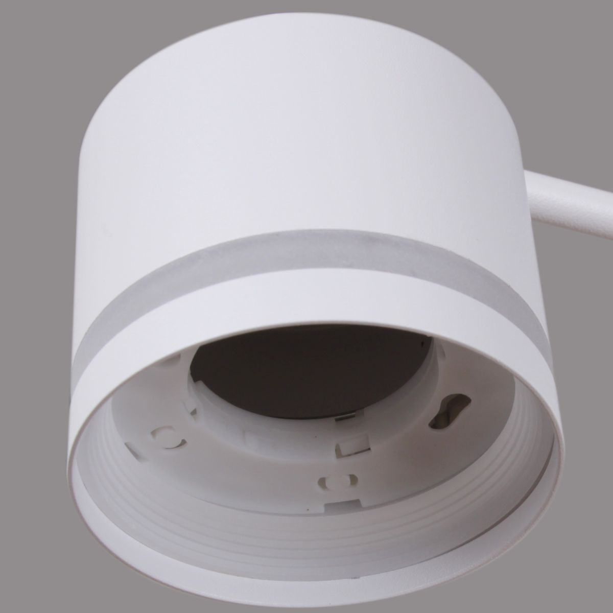 Потолочная люстра Reluce 06730-0.3-12 GX53 WT