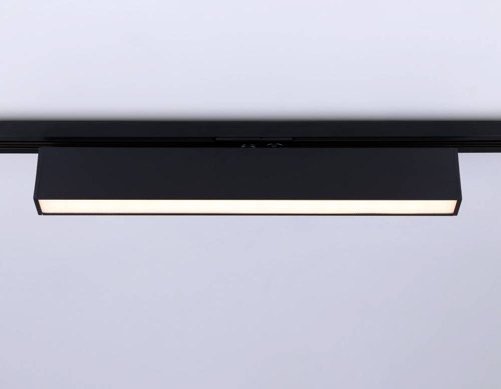 Трековый однофазный светильник Ambrella Light Track System GL6775