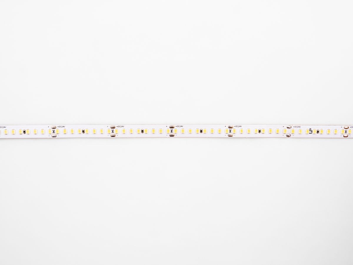 Светодиодная лента LEDS POWER 2835 176/м (16Вт/м) 24В холодная 30м/кат, серия ПРО140 005843