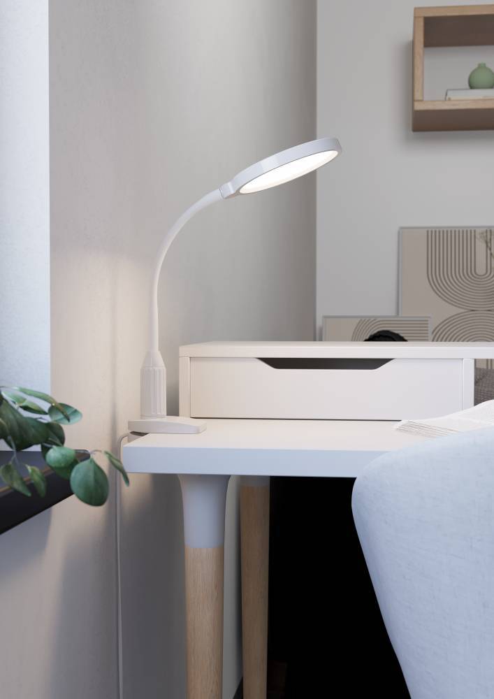 Настольная лампа Eglo Lauro 902177