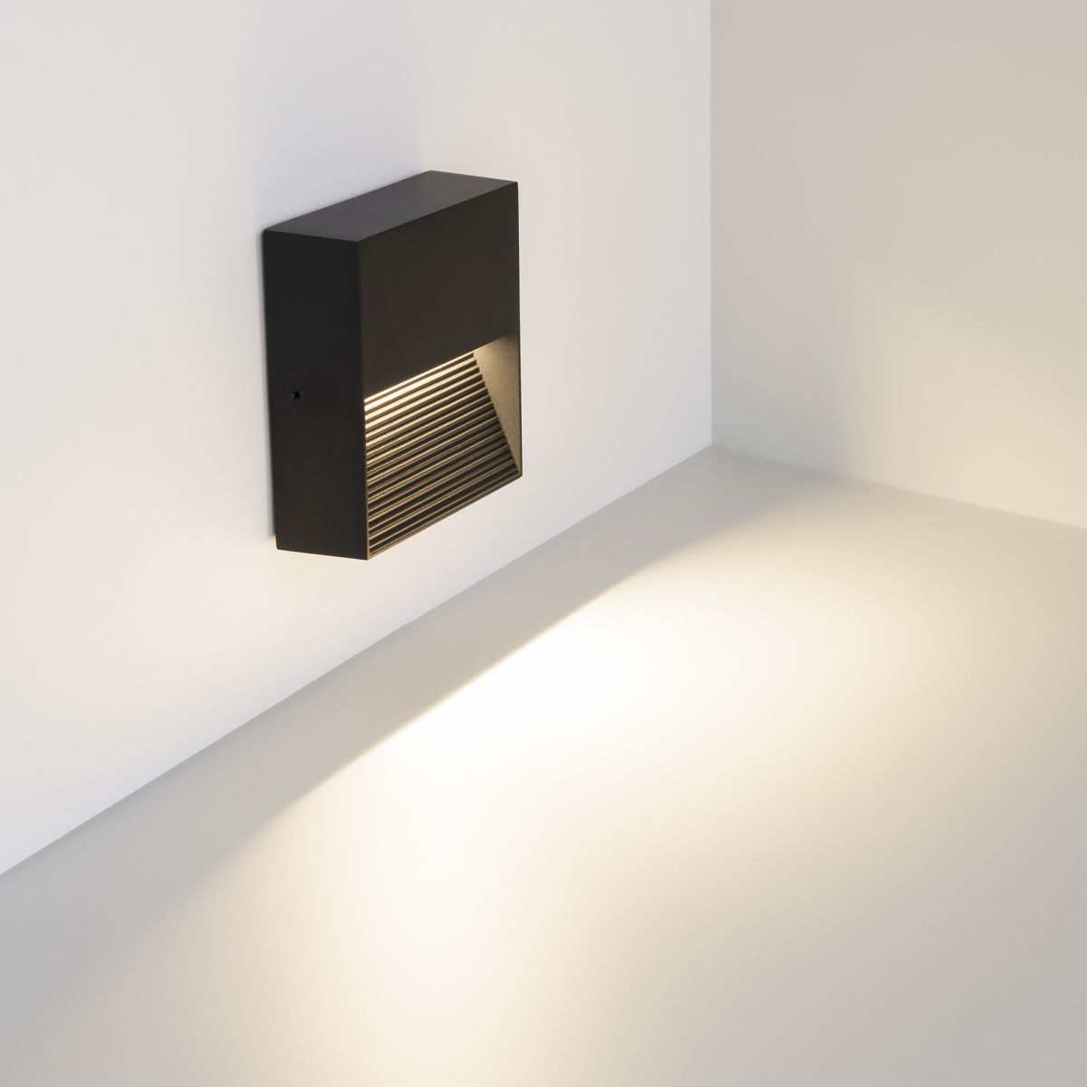 Cветильник для ступеней Arlight LGD-RIBONIK-S114x114-5W Day4000 (Черный, 50 deg, 230V) (IP65 Металл) 062919