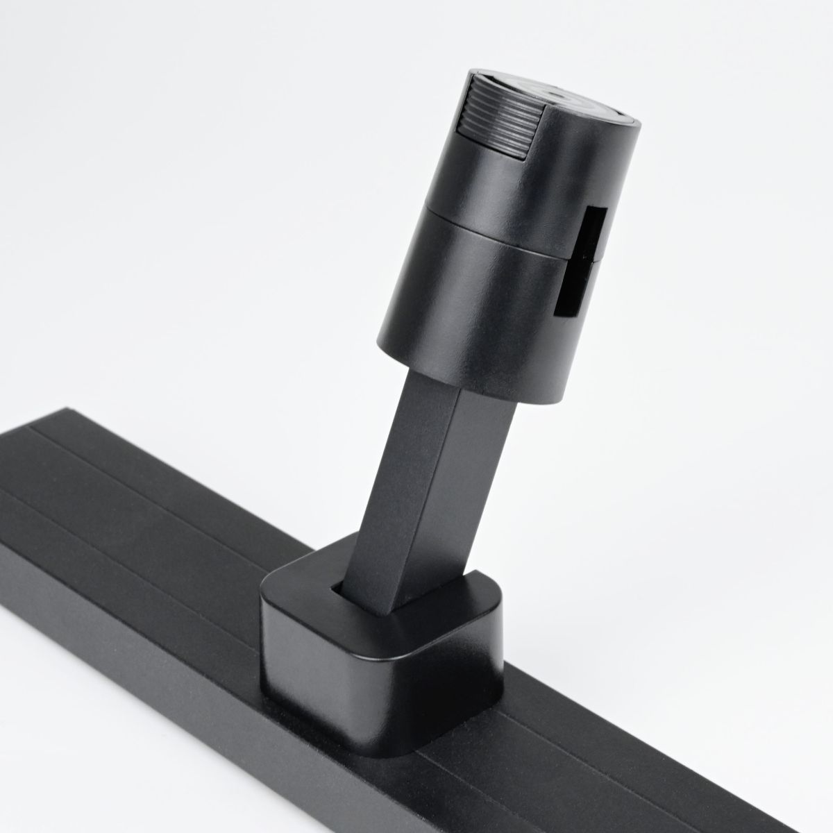 Трековый однофазный светильник Lightstar Due Hermes 270047