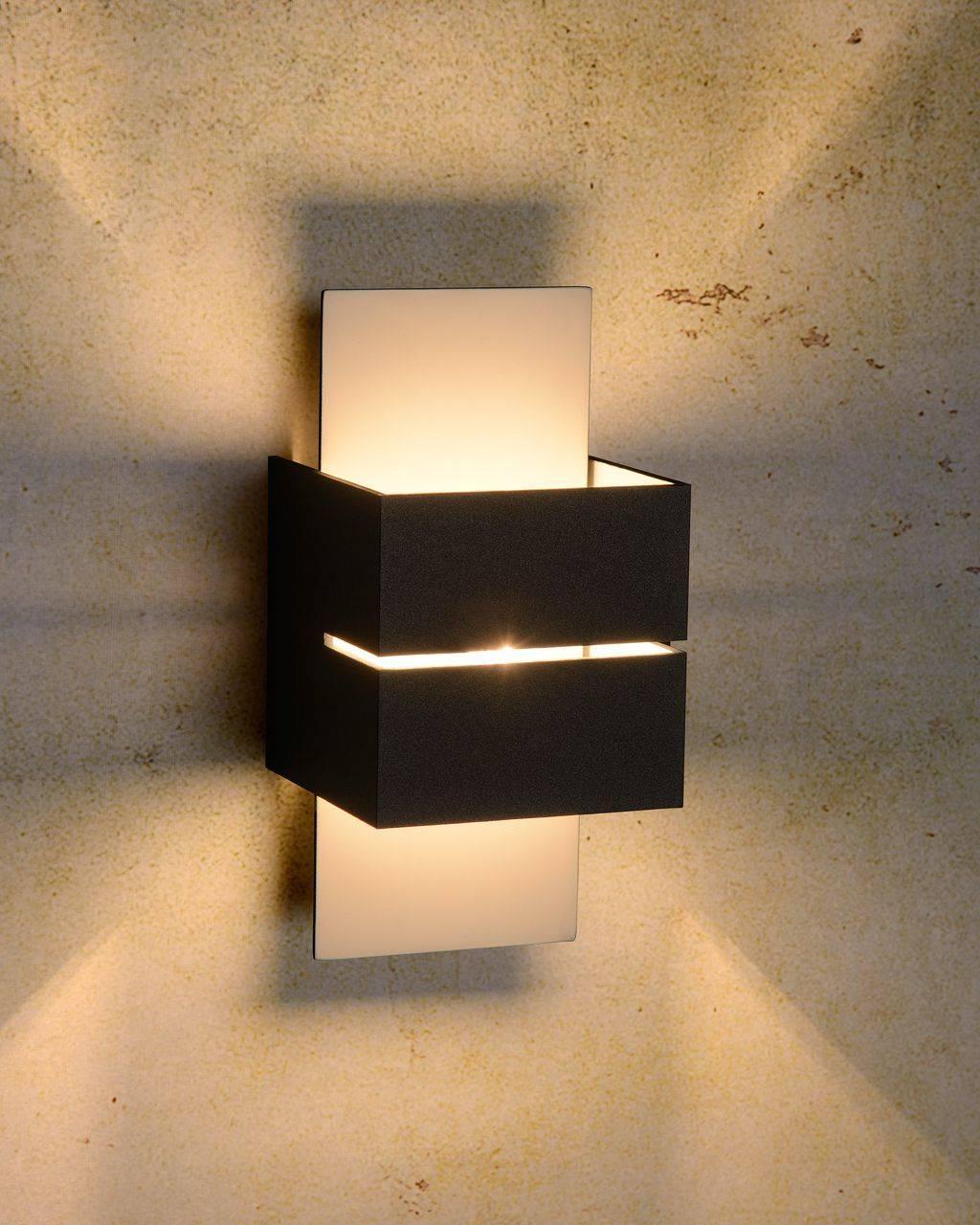 Настенный светильник Lucide Cubo 23209/31/30 в #REGION_NAME_DECLINE_PP#