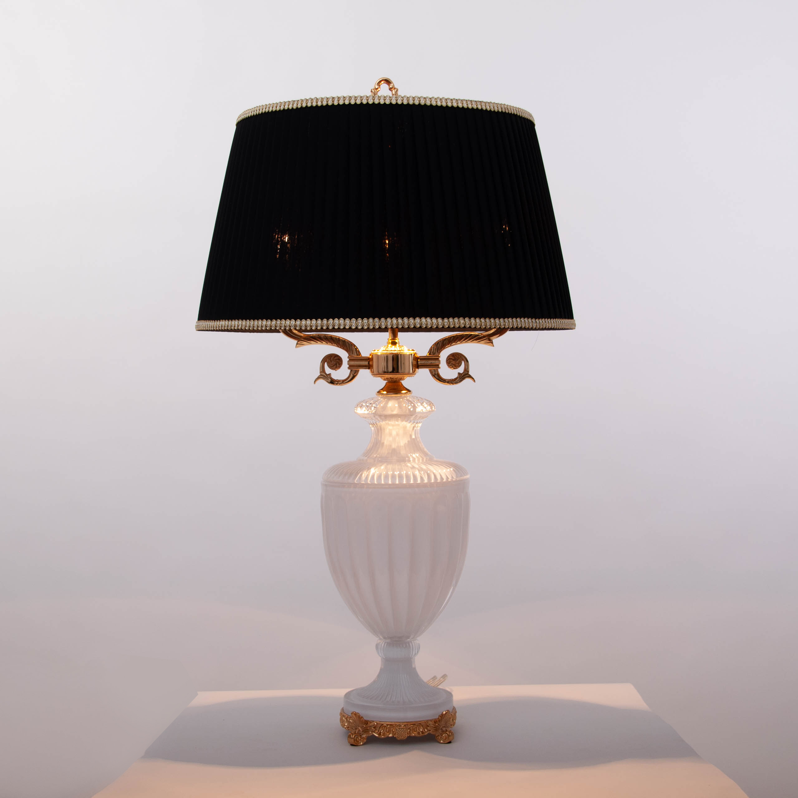 Настольная лампа Abrasax Lilie TL.8109-2+1GO в #REGION_NAME_DECLINE_PP#