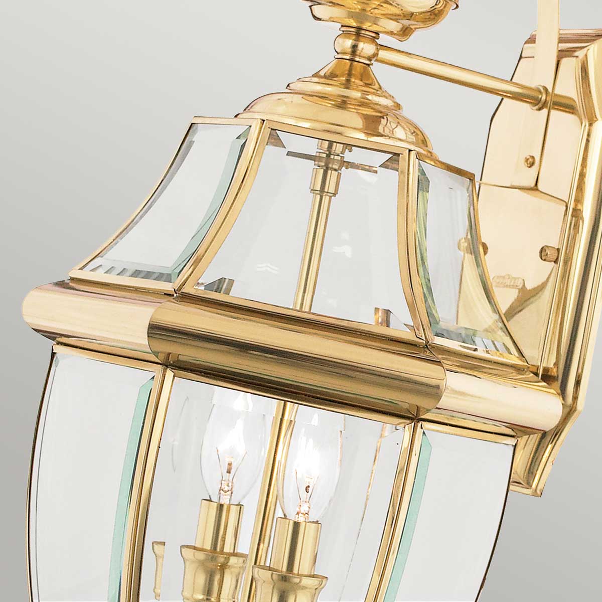 Уличный настенный светильник Quoizel QZ-NEWBURY2-L-PB