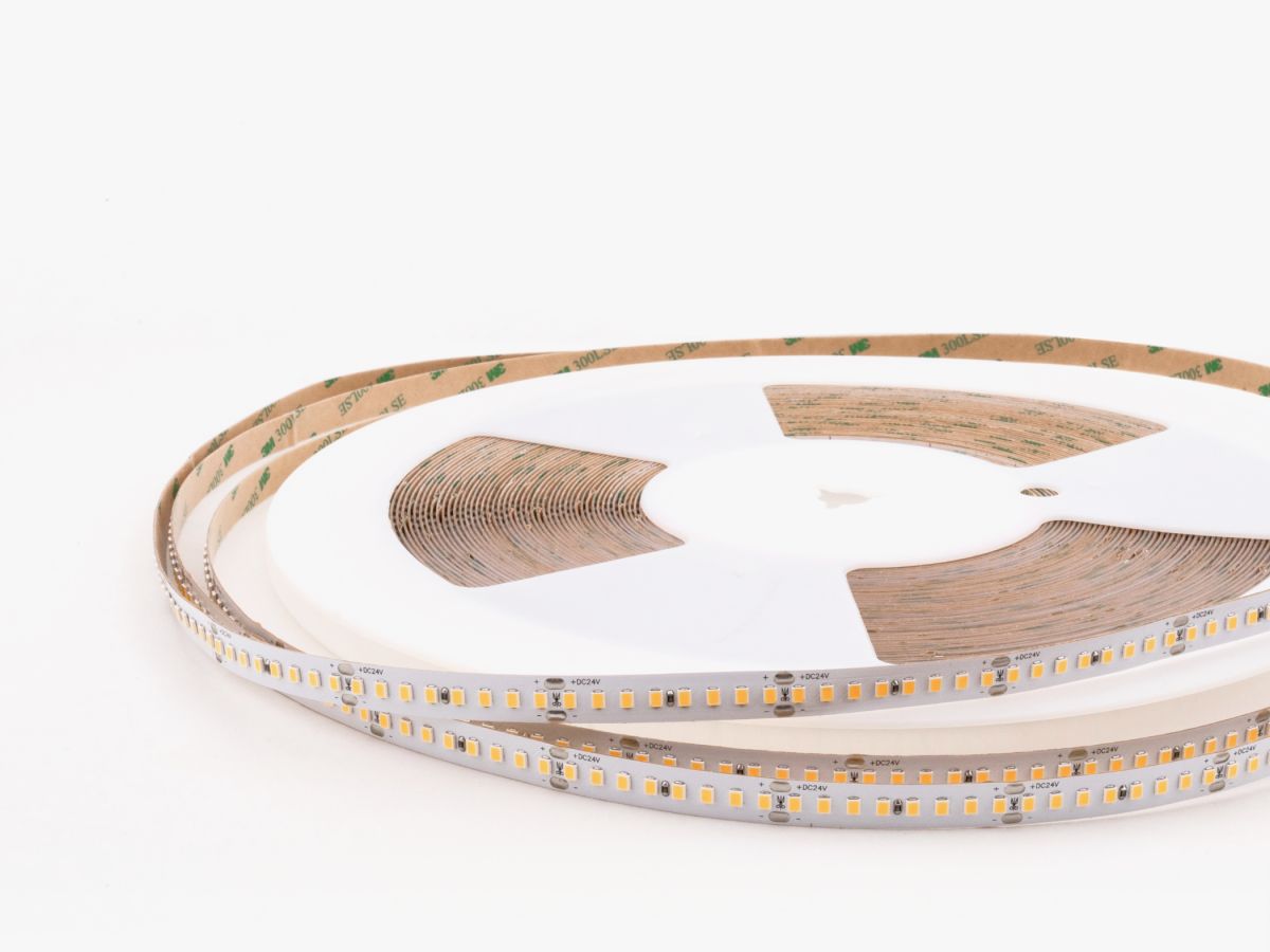 Светодиодная лента LEDS POWER 2835 176/м (16Вт/м) 24В теплая 30м/кат, серия ПРО140 005898