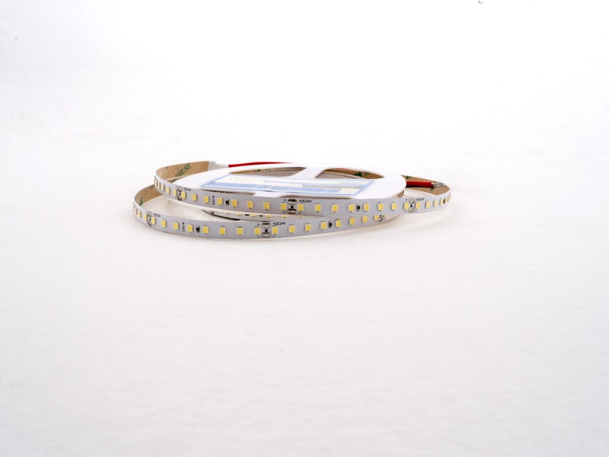 Светодиодная лента LEDS POWER 2835 128/м (12Вт/м) 24В холодная, серия ПРО140 005195