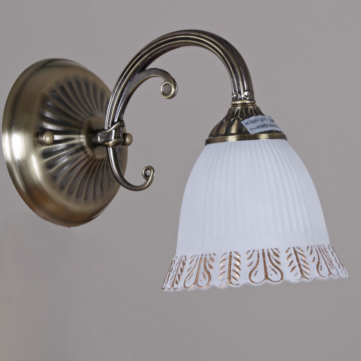 Бра Reluce 99018-0.2-01