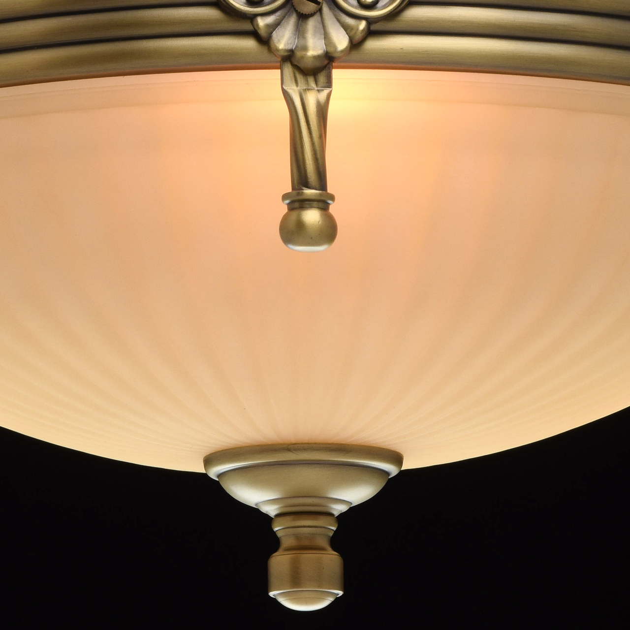 Потолочный светильник MW-Light Афродита 317011403 в #REGION_NAME_DECLINE_PP#
