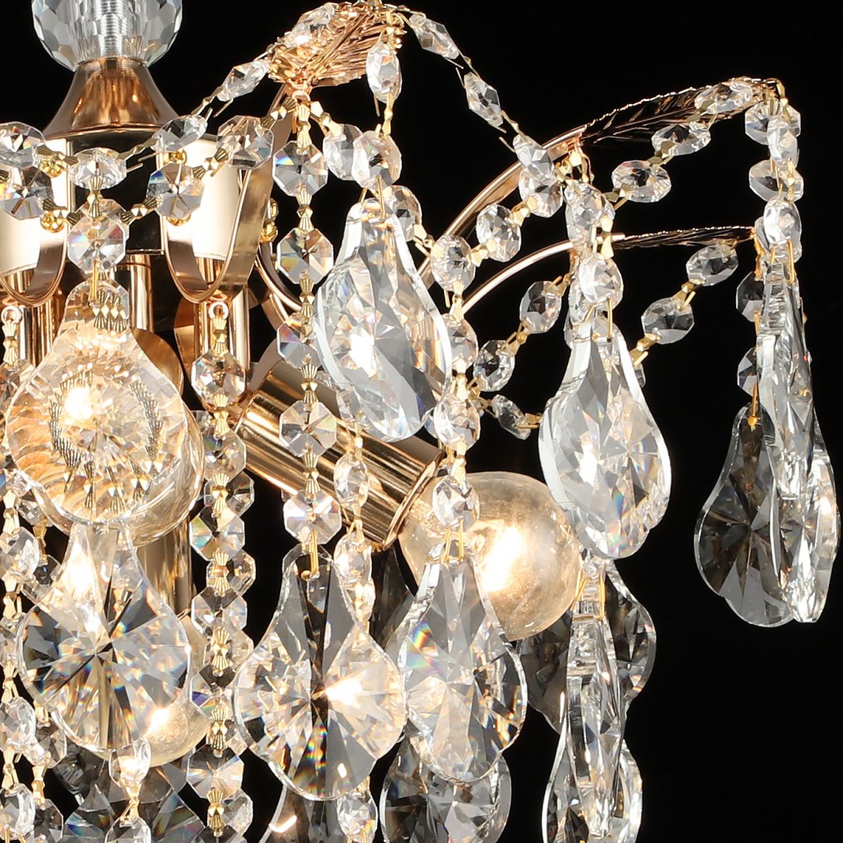 Потолочная люстра Reluce 87720-0.3-04 FGD УЦ