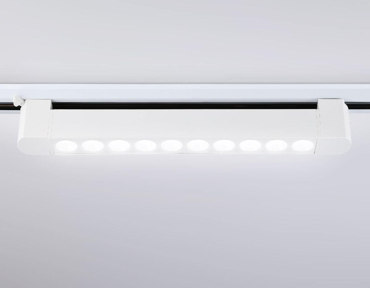 Трековый однофазный светильник Ambrella Light Track system GL6706