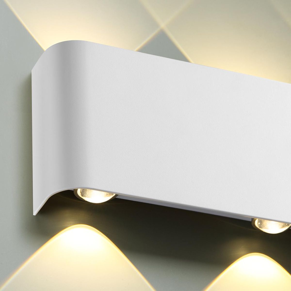 Настенный светильник Odeon Light Hightech Magnum 7192/8WL