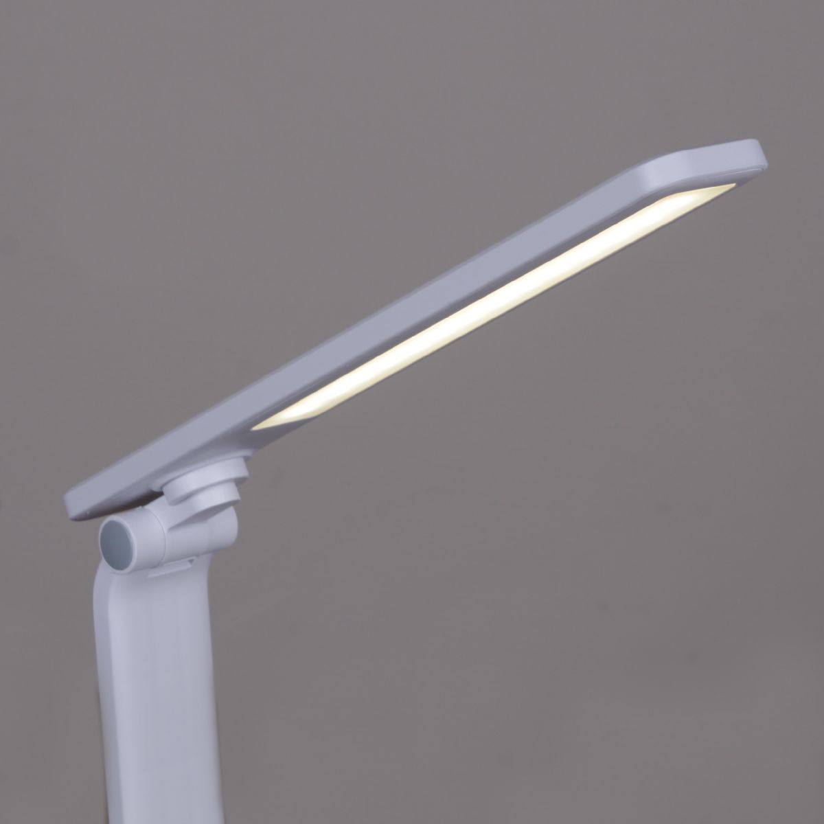 Настольная лампа Reluce 00518-0.7-01 WT