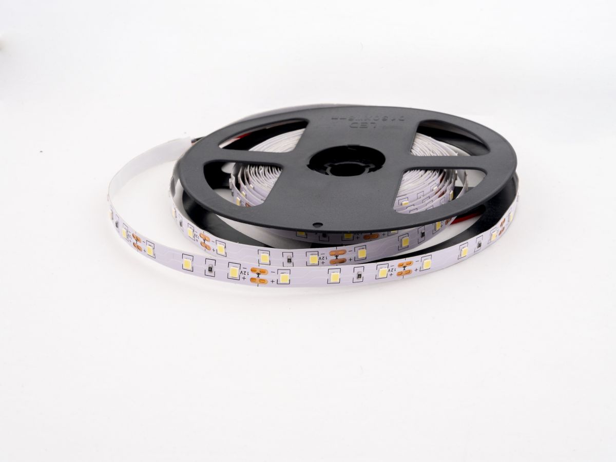 Светодиодная лента LEDS POWER 2835 60/м (4,8Вт/м) 12В холодная 002187