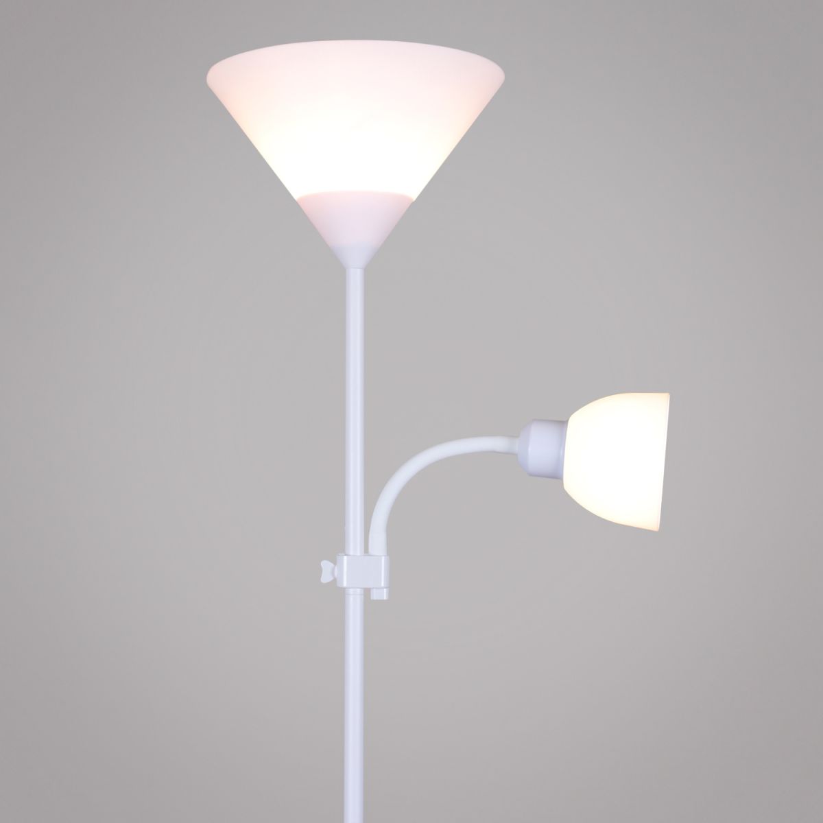 Торшер Reluce 00306-0.7-02 WH