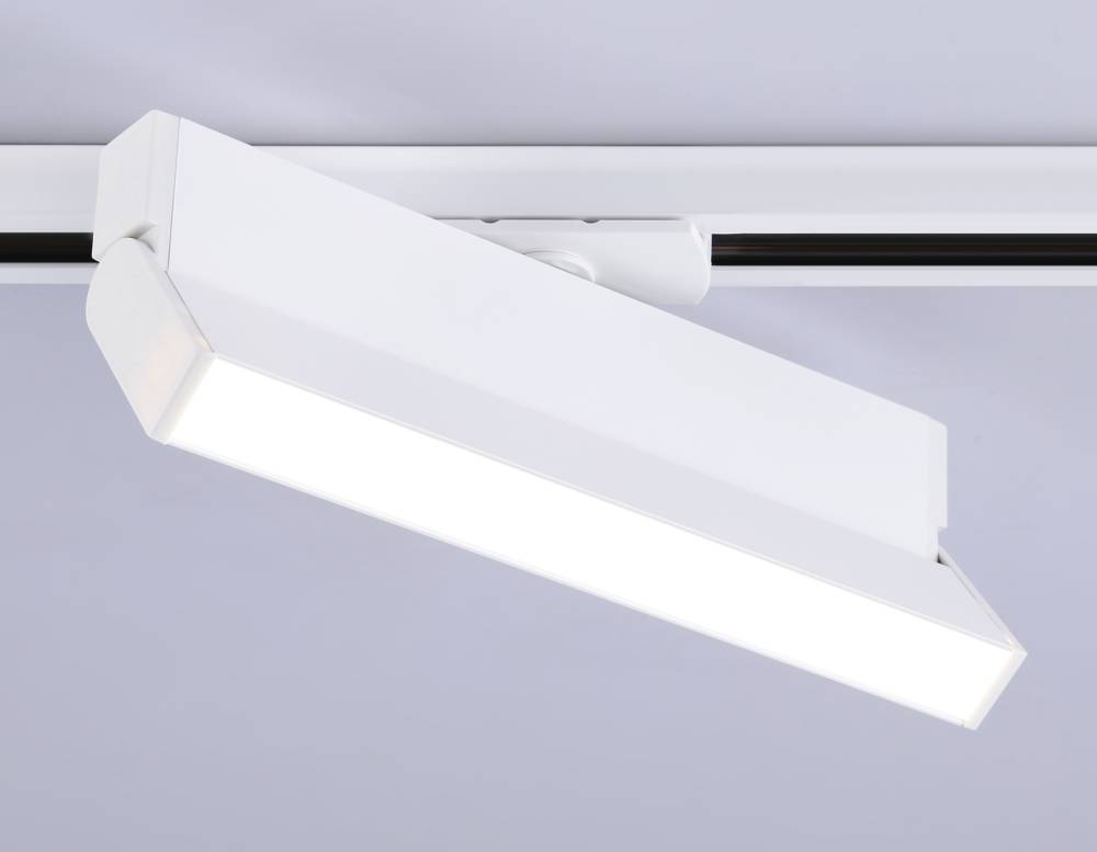 Трековый однофазный светильник Ambrella Light Track System GL6806