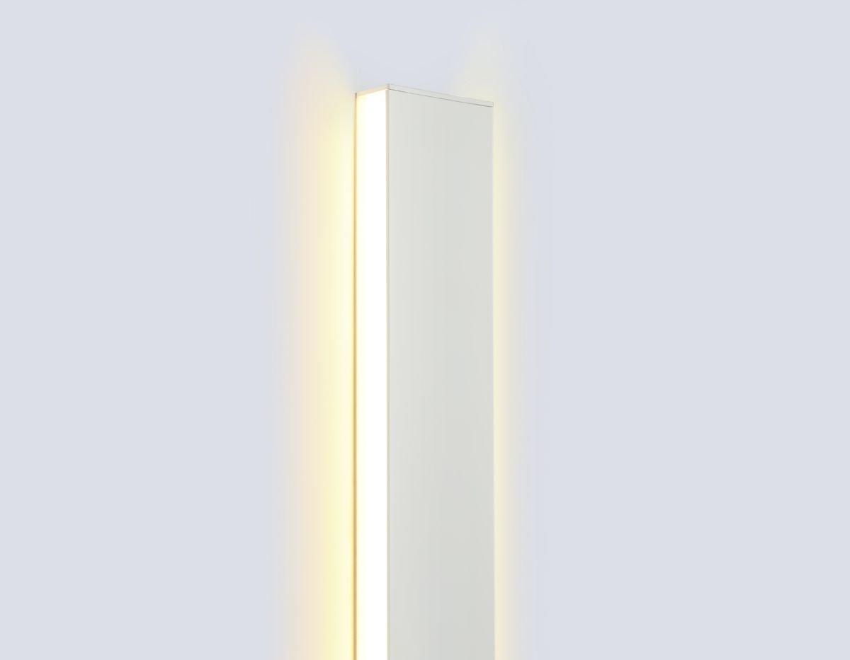 Настенный светильник Ambrella Light Comfort FL76162
