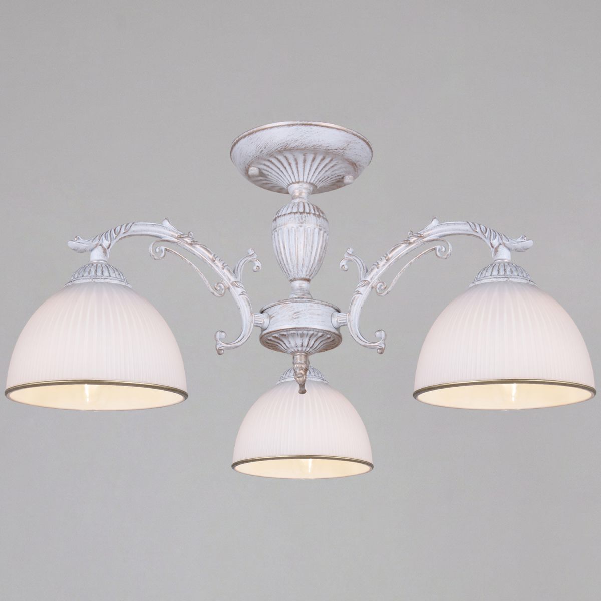 Потолочная люстра Reluce 29018-0.3-03