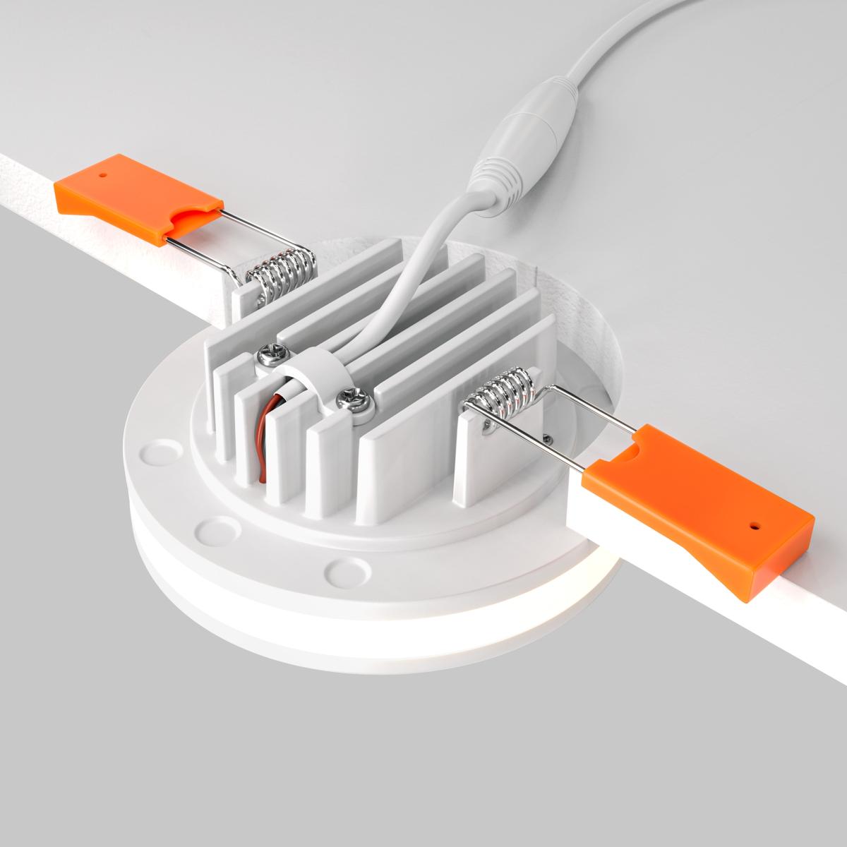 Встраиваемый светодиодный светильник Maytoni Phanton DL2001-L7W