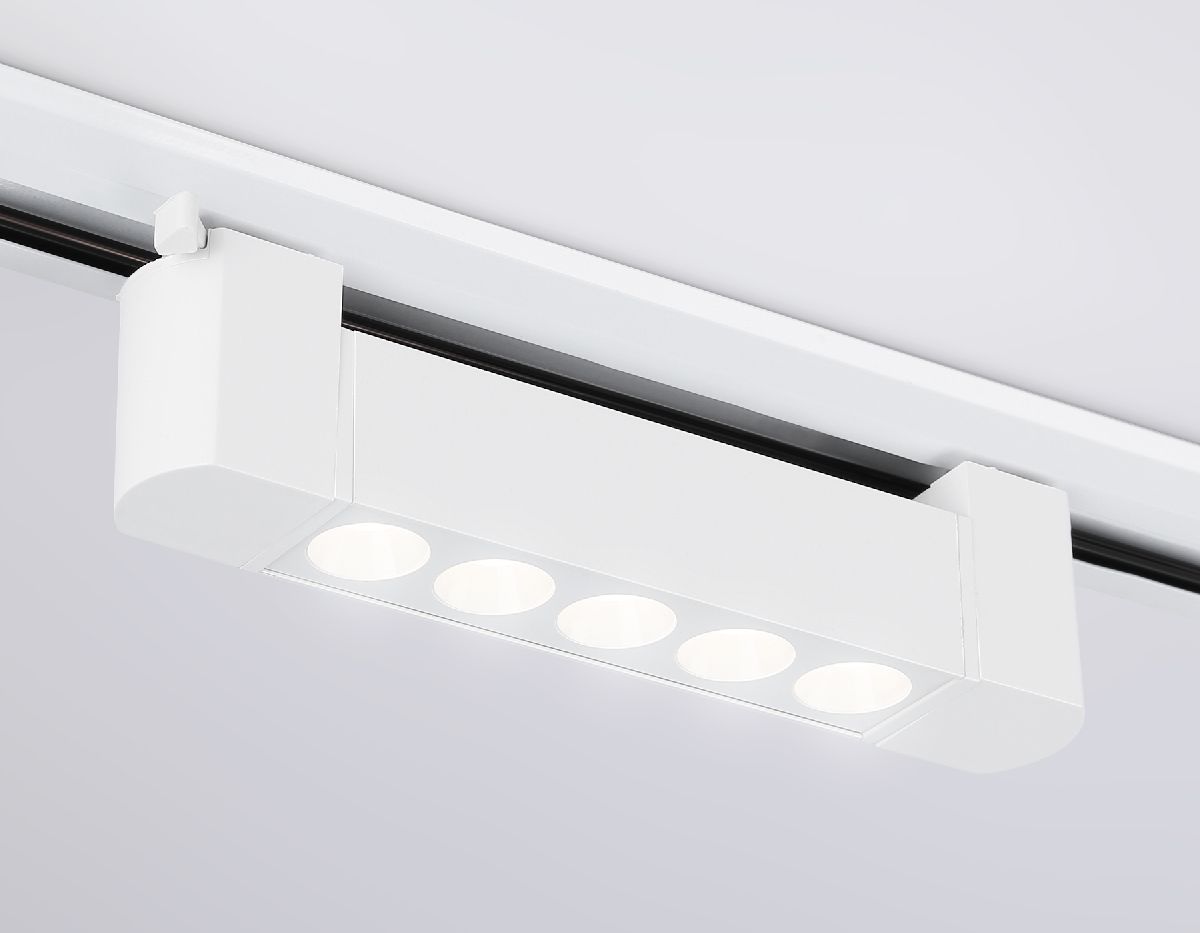 Трековый однофазный светильник Ambrella Light Track system GL6700