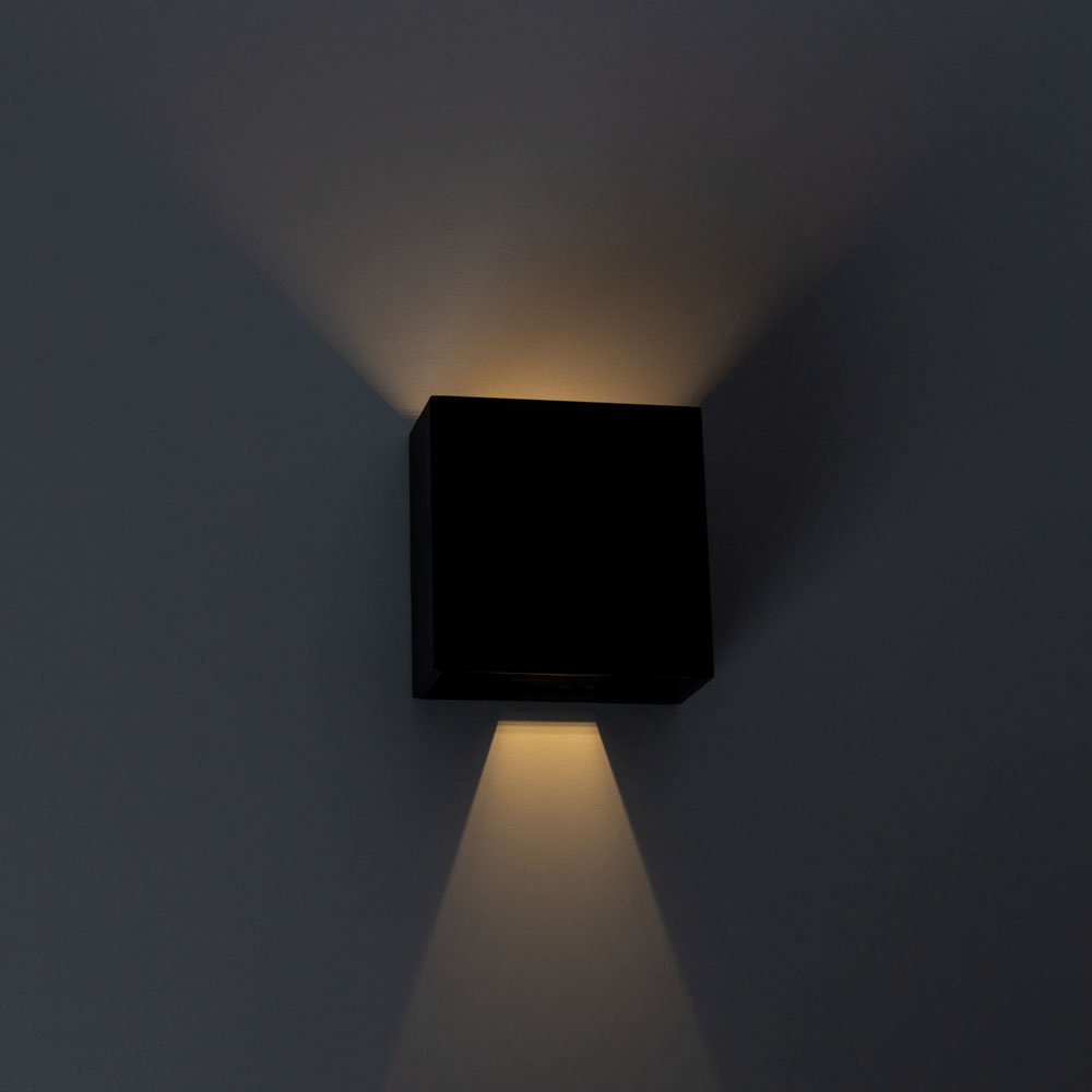 Настенный светильник ARTE Lamp A1445AL-1BK
