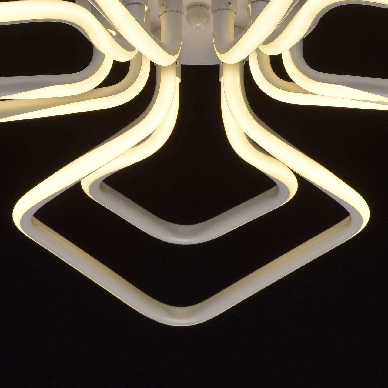 Потолочный светодиодный светильник De Markt Аурих 496016803 в #REGION_NAME_DECLINE_PP#