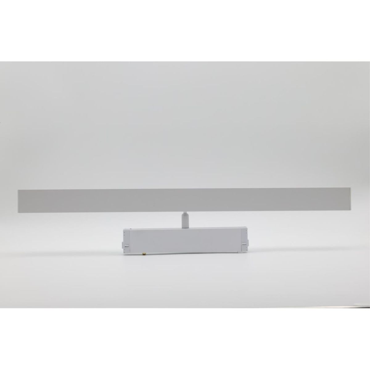 Трековый магнитный светильник на потолок Aployt Magnetic track 220 APL.0203.11.27