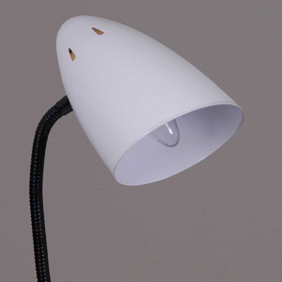 Настольная лампа Reluce 00966-0.7-01 WT