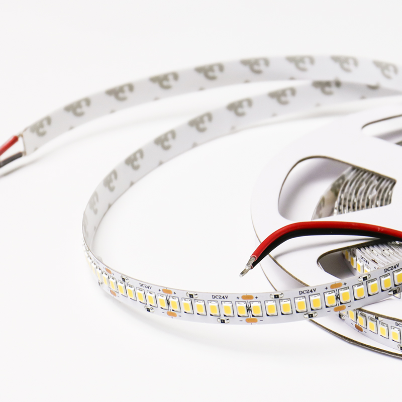 Светодиодная лента SWG Standard 2835 240 LED/м 20 Вт/м 24В IP20 SWG2240-24-20-NW-M 00-00032743