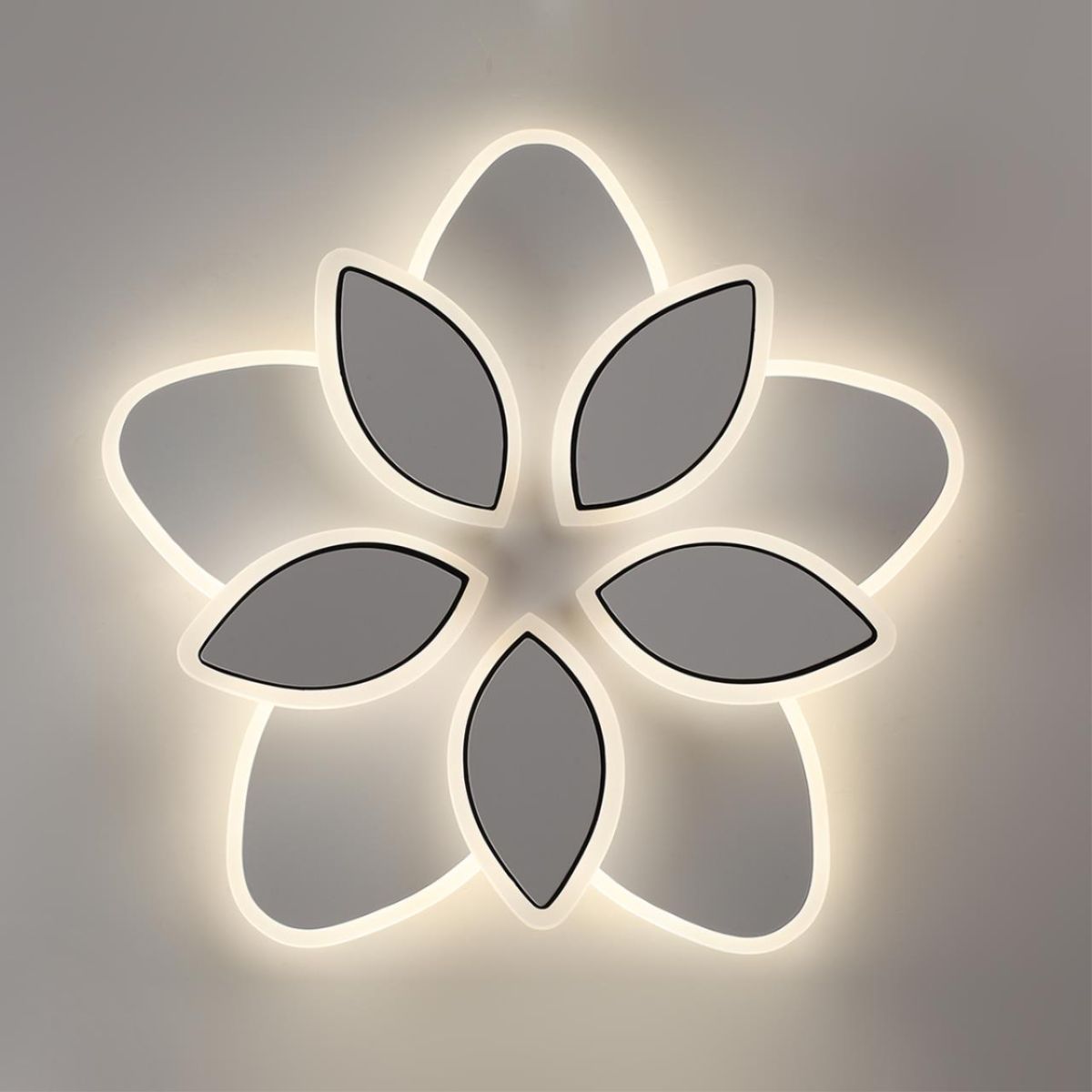 Потолочная люстра Lumion Ledio Lotus 8014/75CL