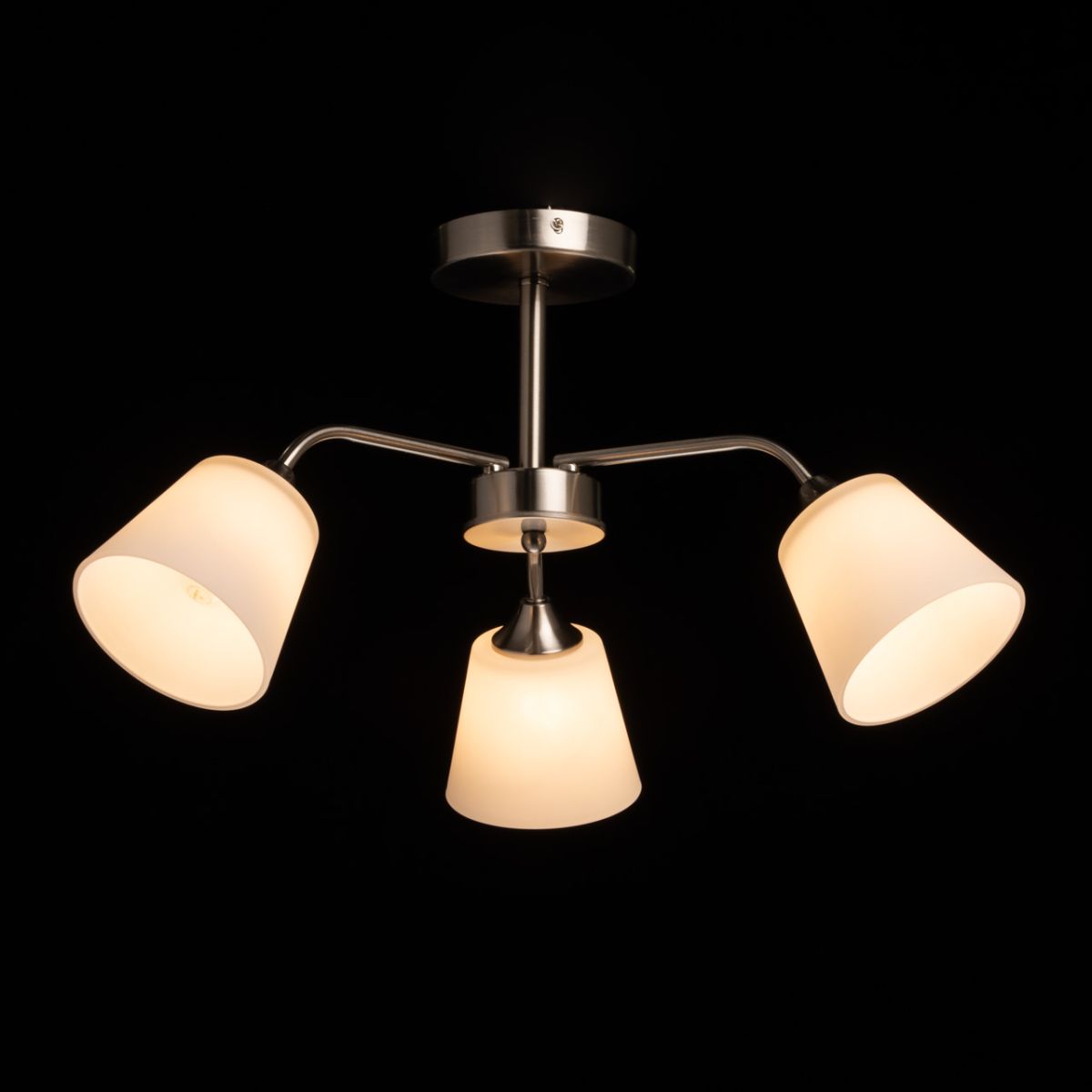 Люстра на штанге De Markt City Блеск 315017703