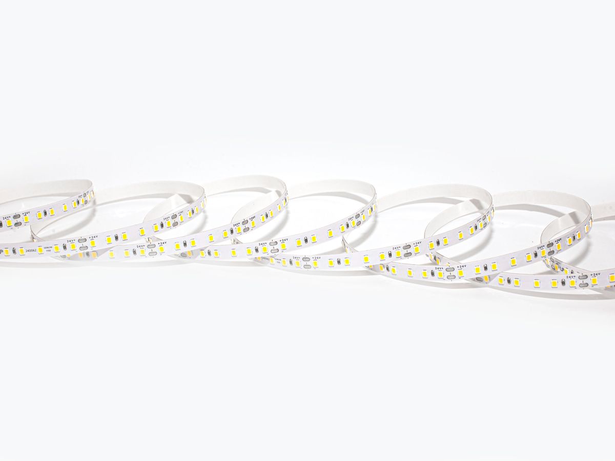 Светодиодная лента LEDS POWER 2835 120/м (10Вт/м) 24В нейтральная 008806