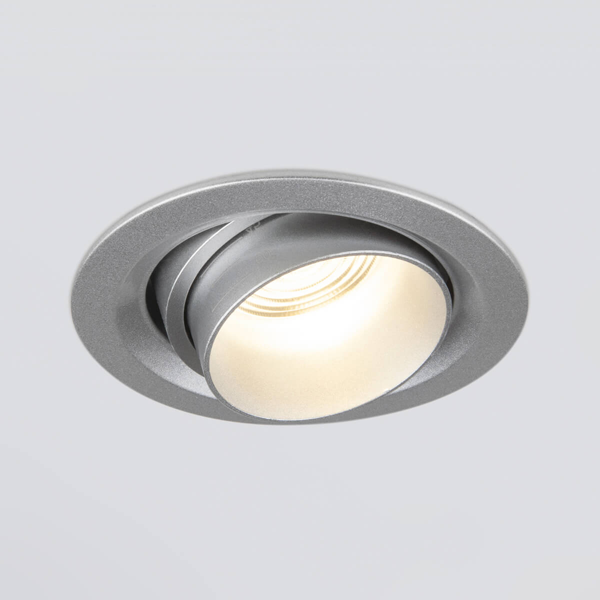 Встраиваемый светодиодный светильник Elektrostandard 9920 LED 15W 4200K серебро 4690389162909