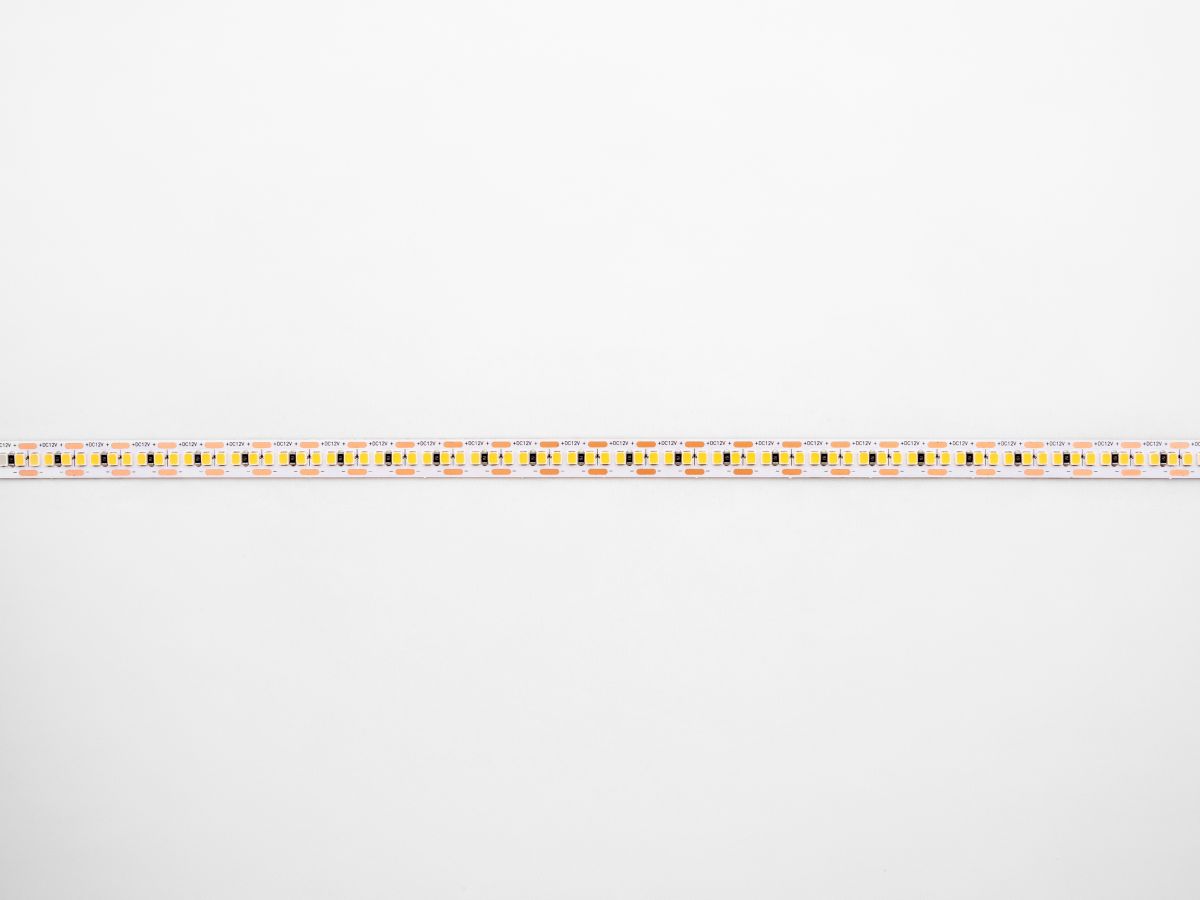 Светодиодная лента LEDS POWER 2835 240/м (18Вт/м) 12В теплая 002309