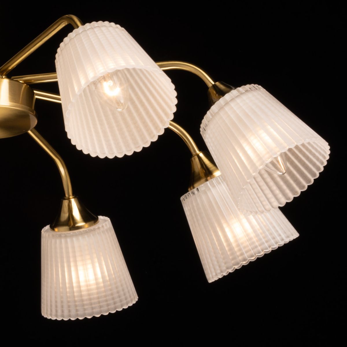 Люстра на штанге De Markt City Блеск 315017508