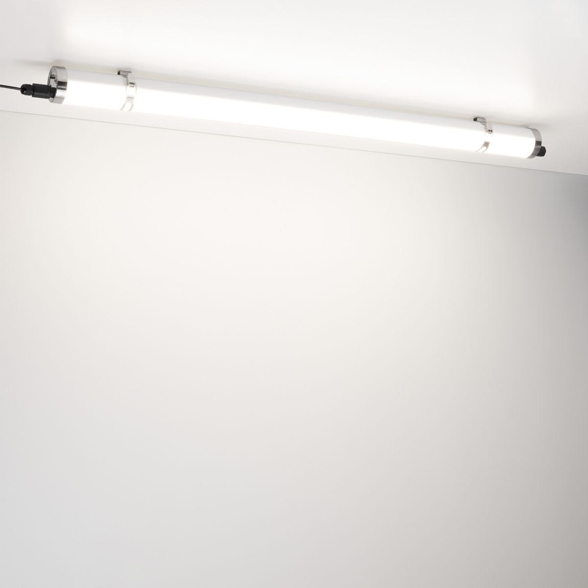 Накладной светильник Arlight ALT-TUBU-L1200-36W Day5000 (WH, 140x110 deg, 230V) (IP66 Пластик) 063105